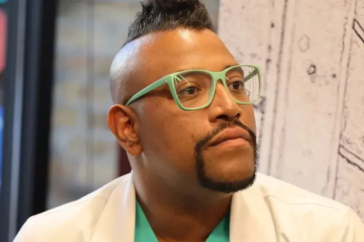 Dr Tom Vega DVM - Founder